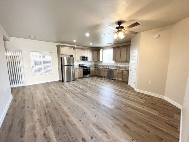 Photo - 1349 Belmont Dr