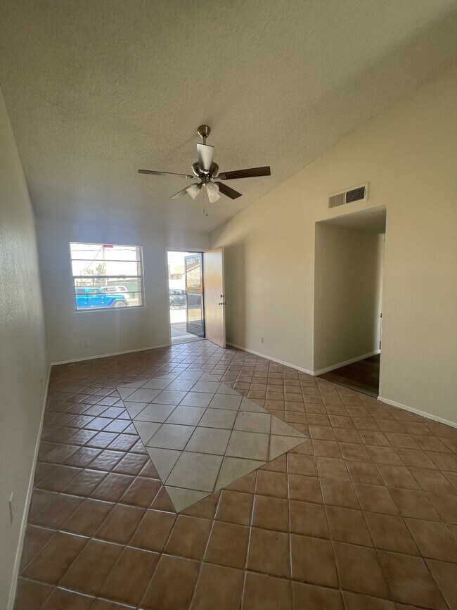 Photo - 204 Prado Rd