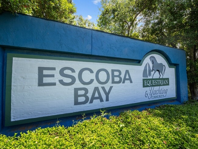 Photo - 408 Celtic Ash St