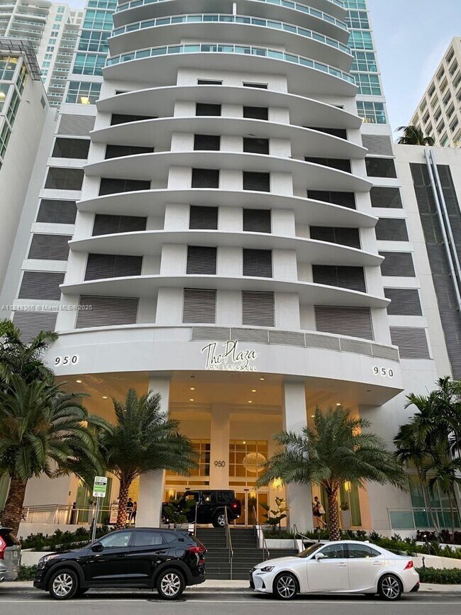 Building Photo - 951 Brickell Ave Unit 4307 Rental