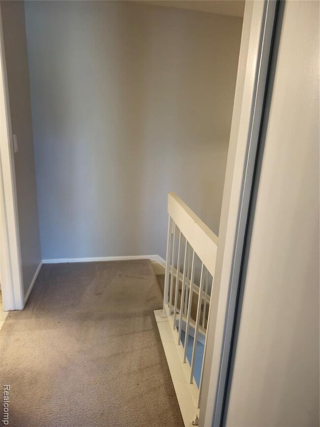 Photo - 1549 S Hill Blvd