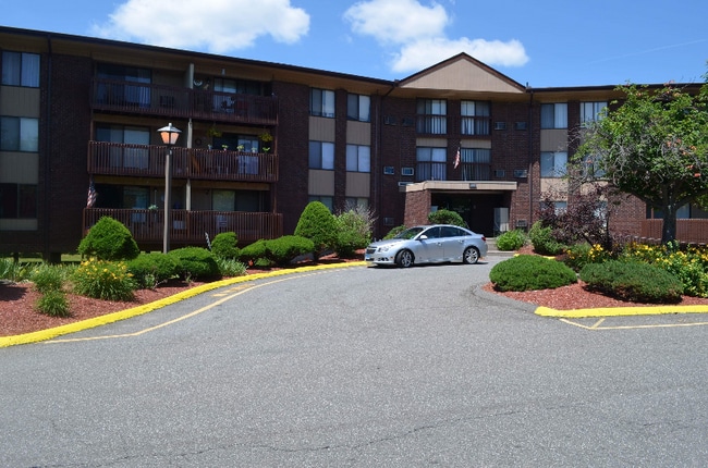 Photo - 1320 Cromwell Hills Dr Unit 1320