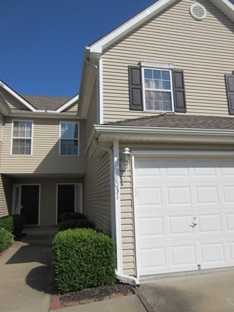 Building Photo - 8031 N Lawn Ave Rental