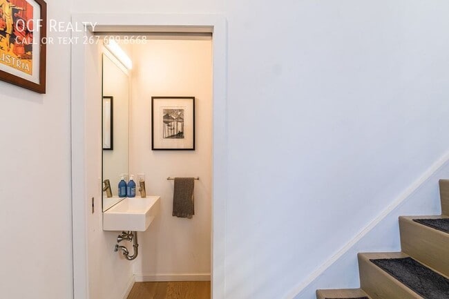 Photo - 1705 Annin St