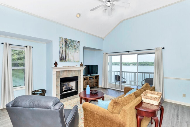 Photo - 203 Sunset Point Dr Unit 231