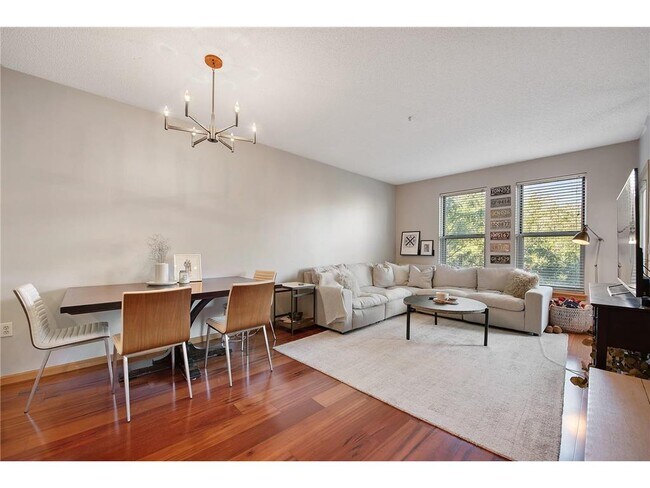 660 N 2nd St Unit 305