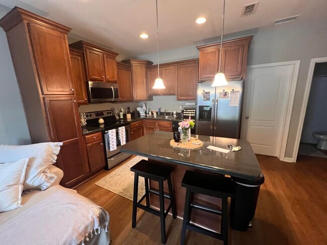 Photo - 1927 Ann Arbor Ave