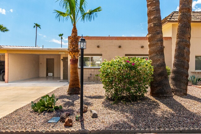 Building Photo - East Mariposa Rental