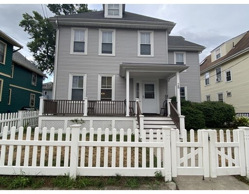 Building Photo - 28 Bayard St Unit 1