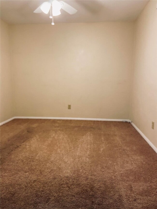 Photo - 131 Ashley Dr