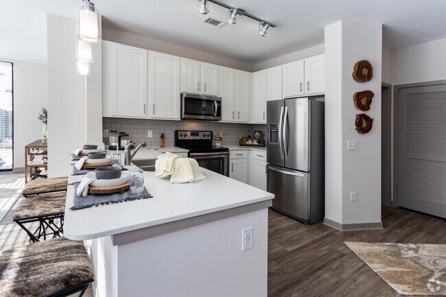 Photo - One Riverwalk