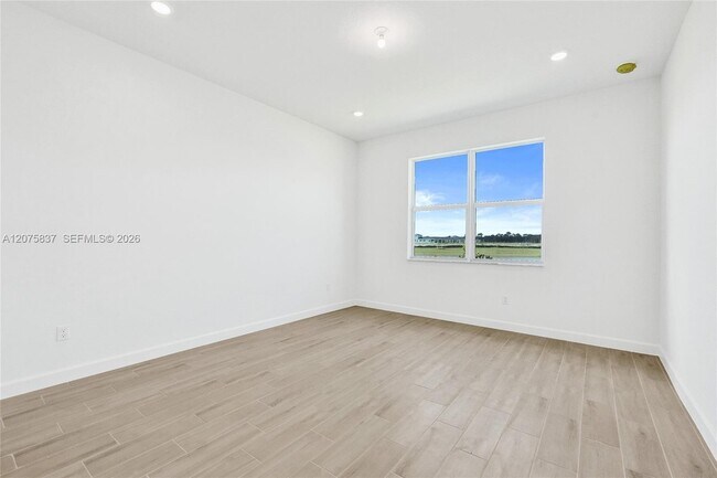 Photo - 3616 Spanish Cedar Pl