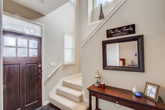 Photo - 1862 Summit Ave