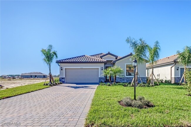 Photo - 19665 Beechcrest Pl