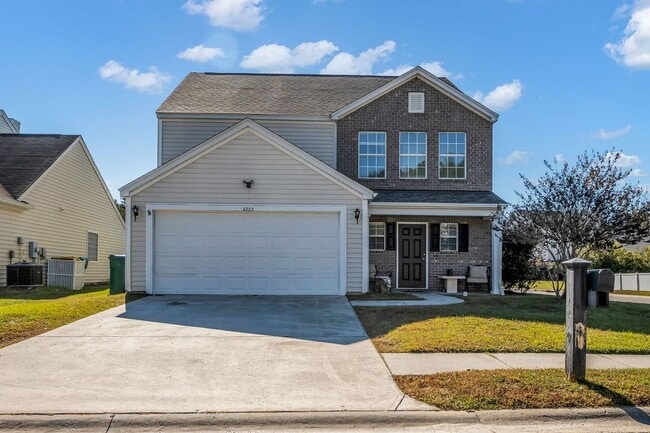 Building Photo - 2233 Blakers Blvd