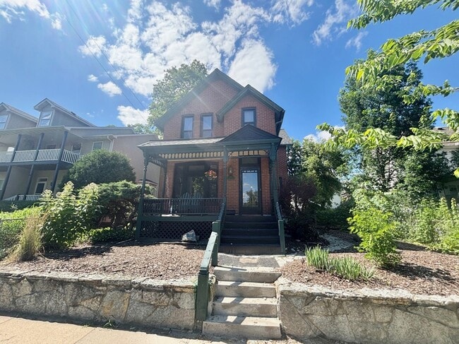 Photo - 711 Butternut Ave House