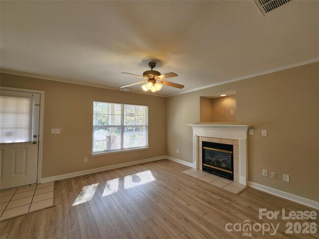 Photo - 1445 Matthew Allen Cir