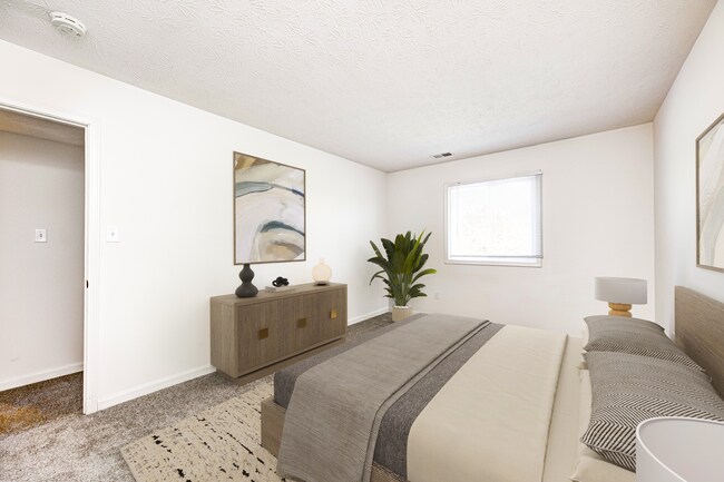 Photo - Greenfield Knoll Apartments