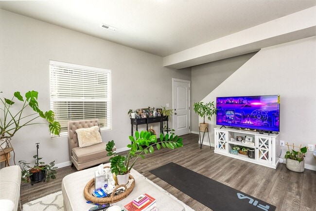 Photo - End Townhouse Unit for Rent