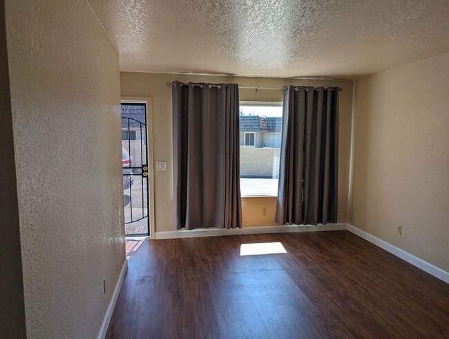 Photo - University Triplex Unit University #B-875