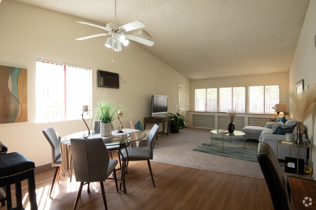 2x1 Common Areas - Chaparral Apartments