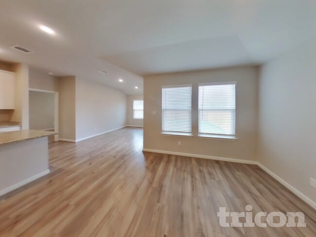 Photo - 5807 Noah Pl