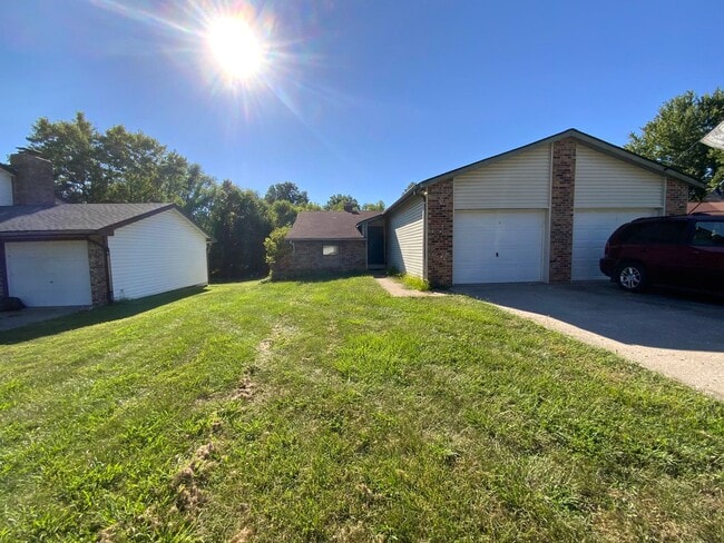 Photo - 421-421 N Shiloh Ave Unidad 419