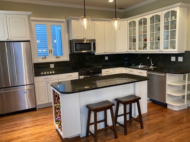 Photo - 2744 N Seminary Ave Unit 2