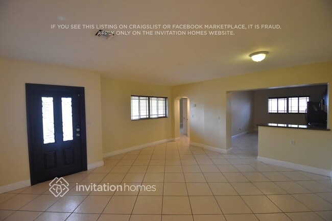 Photo - 623 W 63rd Dr