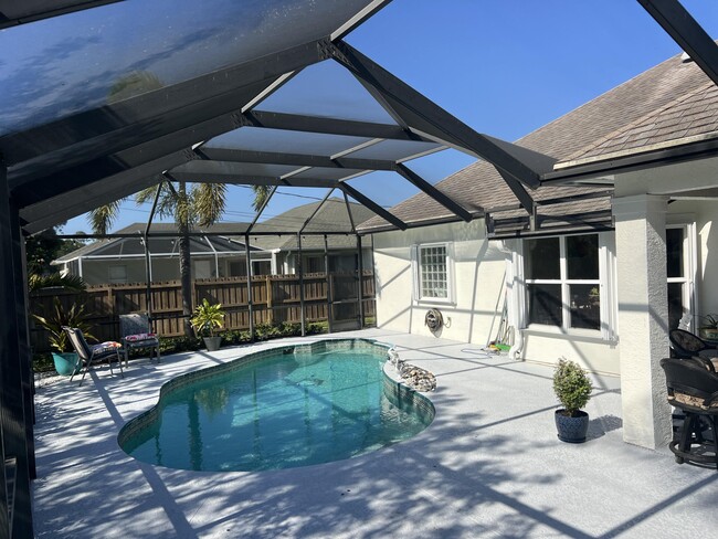 Photo - 1750 SW Ardmore St Casa