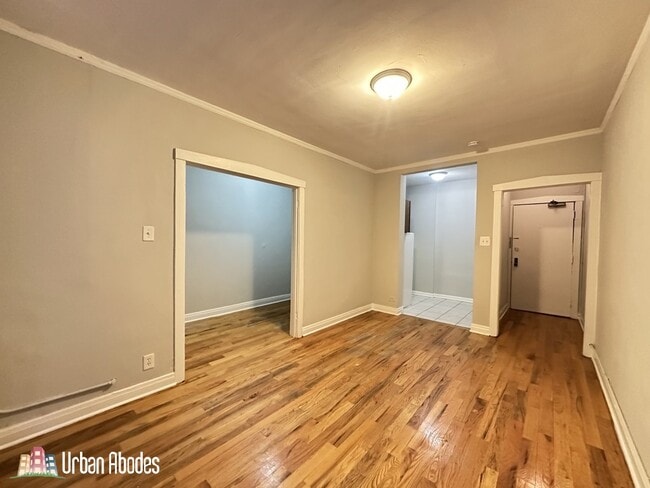 Photo - 523 W Melrose St Unit A02C