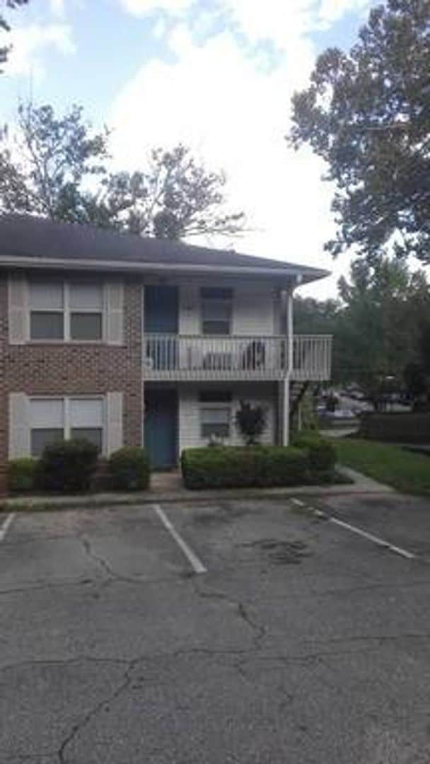 Building Photo - 2/2/ Walking Distance To Capital Regional ... Rental