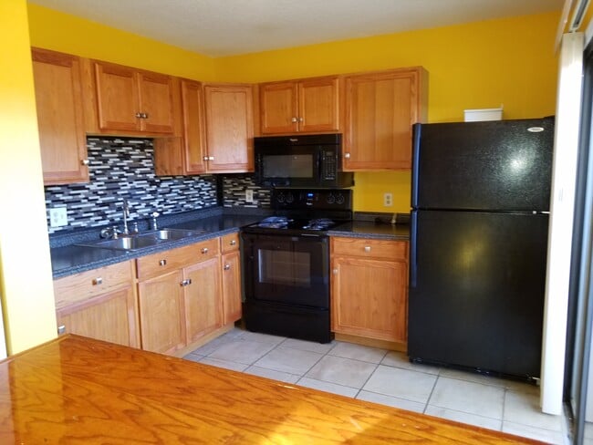 Photo - 2/2 Plaza Ridge Condo