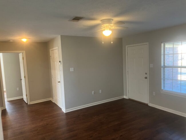 Photo - 3 Bed 2 Bath Home