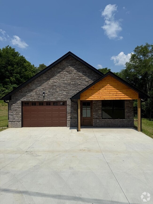 Building Photo - NEW CONSTRUCTION Brick Home