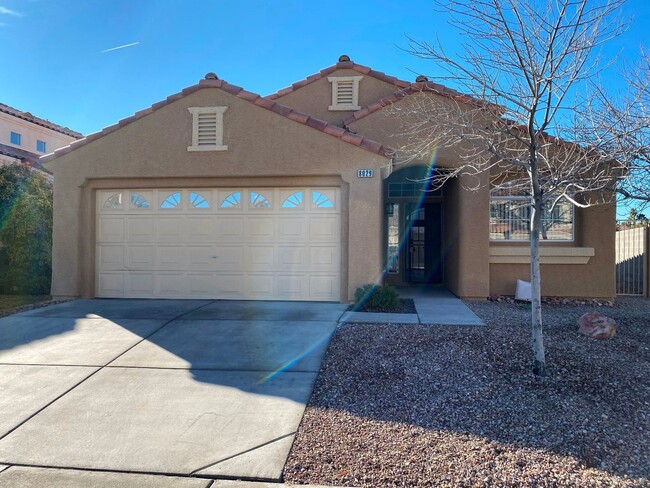 Summerlin - Single Story on Corner Lot - Summerlin - Single Story on Corner Lot House