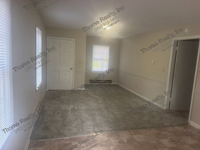 Photo - 1620 Charter Dr