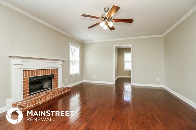 Photo - 2921 Stapleton Dr