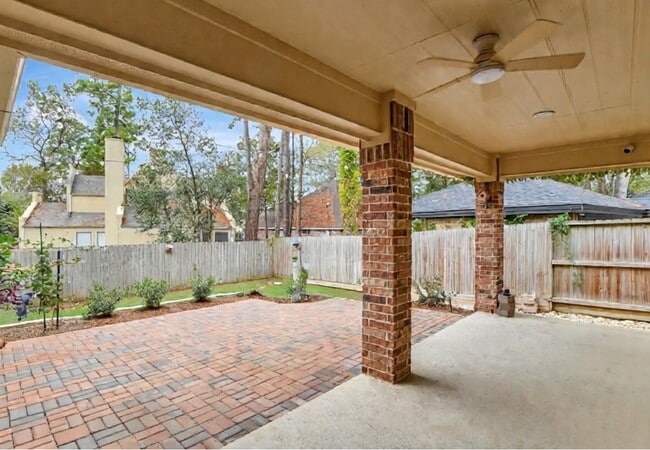 Photo - 11807 Briarwood Ln