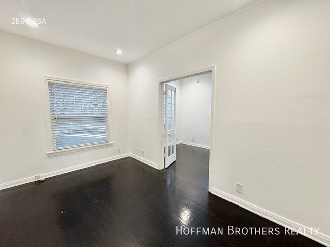 Photo - 960 S Ardmore Ave Unidad 2