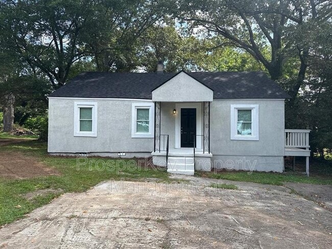 Building Photo - 4692 College St Rental