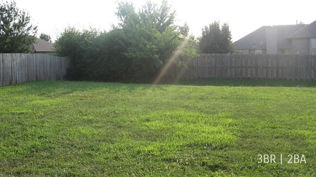 Photo - 3495 Leawood Ave