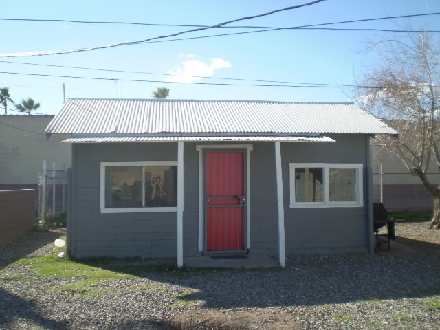 Building Photo - Phoenix 1 Bedroom Unit Rental