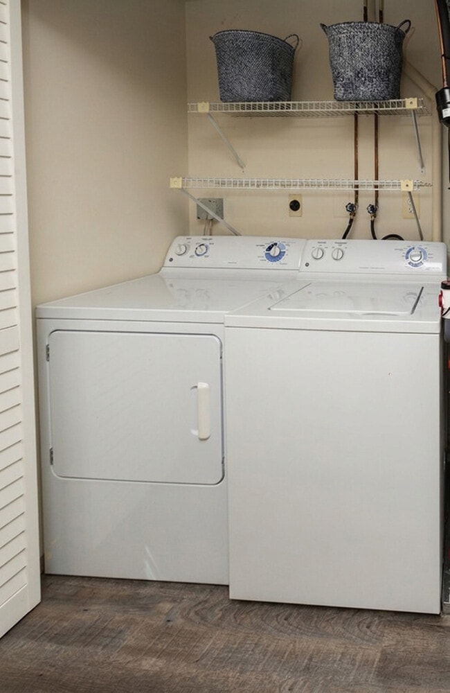 Full-sized Washer & Dryer