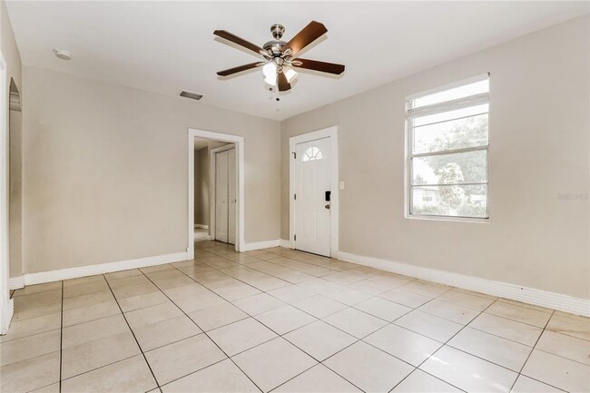Photo - 4114 W Arch St
