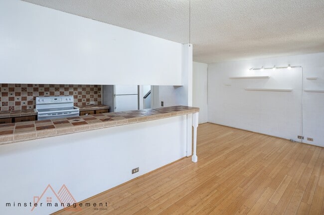 Photo - 98-340-340 Koauka Loop Townhome