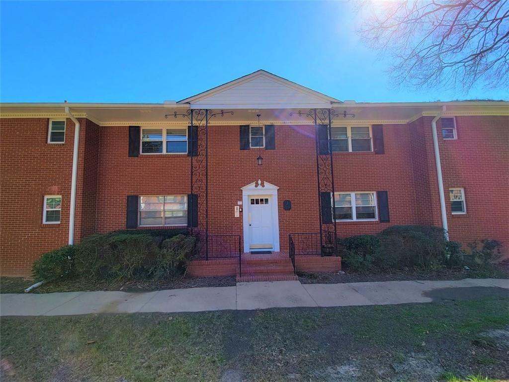 Photo - 3660 Peachtree Rd Townhome