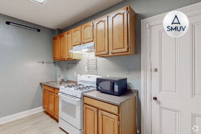 Building Photo - 929 North Calvert-2F Unit 2F Rental
