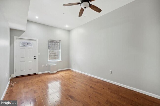 Photo - 528 S 13th St