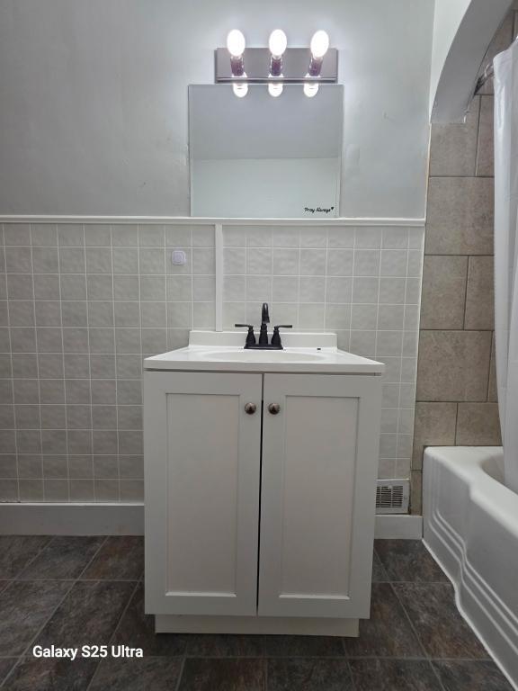 Photo - 620 S Wabash Ave